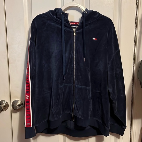 Tommy Hilfiger Sweaters - ‼️SOLD‼️ Tommy Hilfiger Navy Sport Hoodie